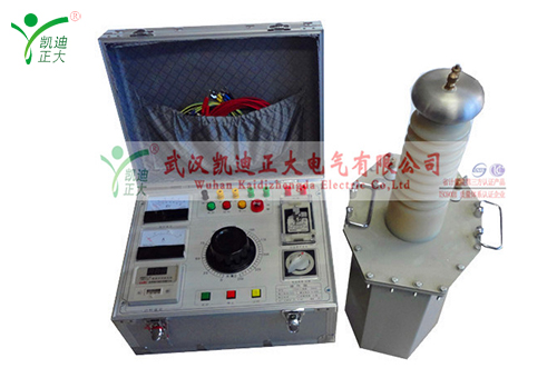 特種輕型試驗變壓器做直流泄漏試驗時應(yīng)注意的事項