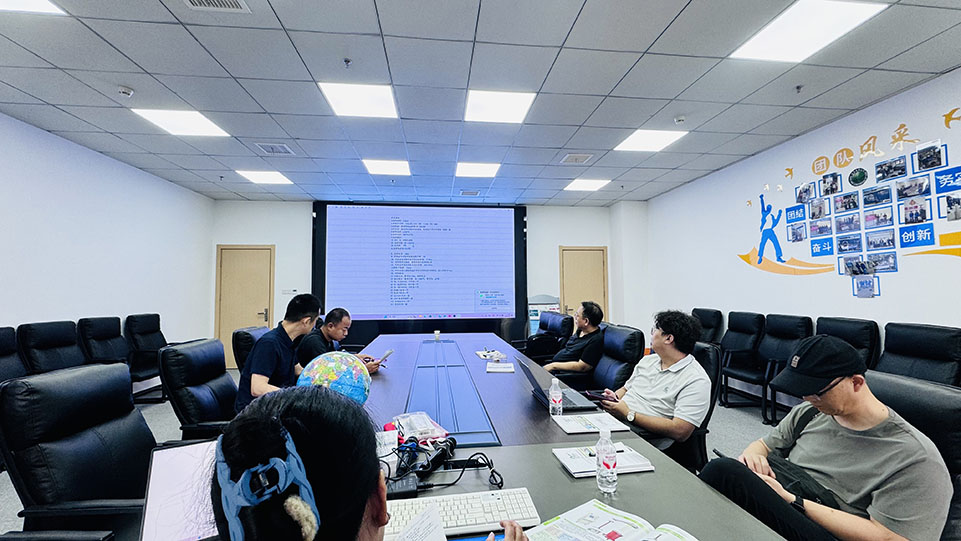 技術(shù)交流促發(fā)展 創(chuàng)新驅(qū)動(dòng)助共贏：河北電測(cè)參觀考察凱迪正大